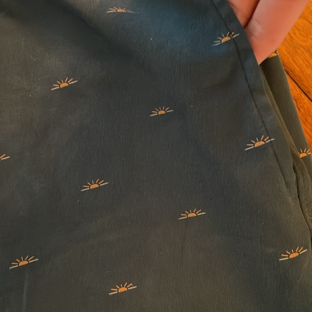 EUC Roller Rabbit Men’s Simon pant - Picture 3 of 5